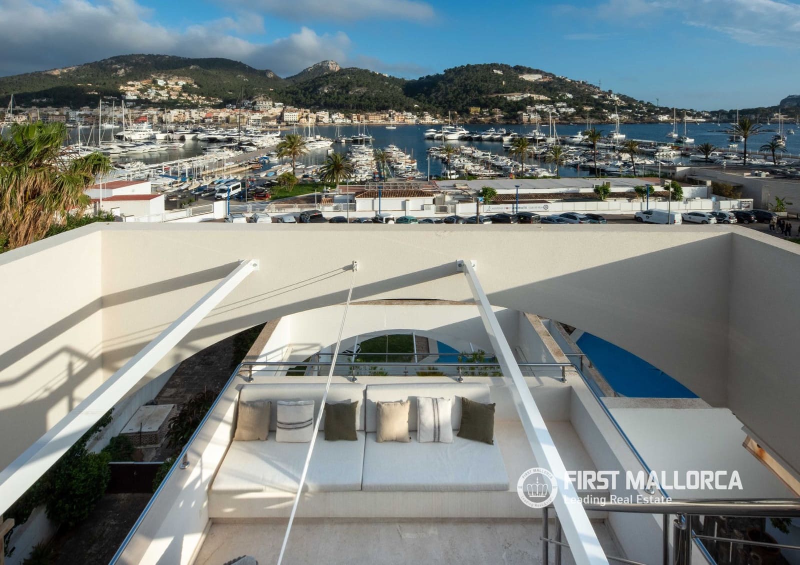 3 bedroom Penthouse for sale in Puerto de Andratx with garage - € 2,750,000 (Ref: 9833062)