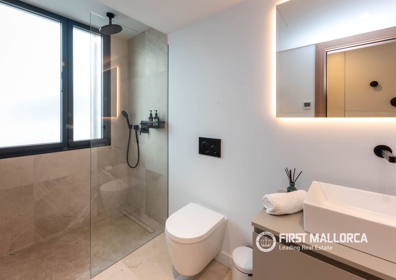 3 bedroom Penthouse for sale in Puerto de Andratx with garage - € 2,750,000 (Ref: 9833062)