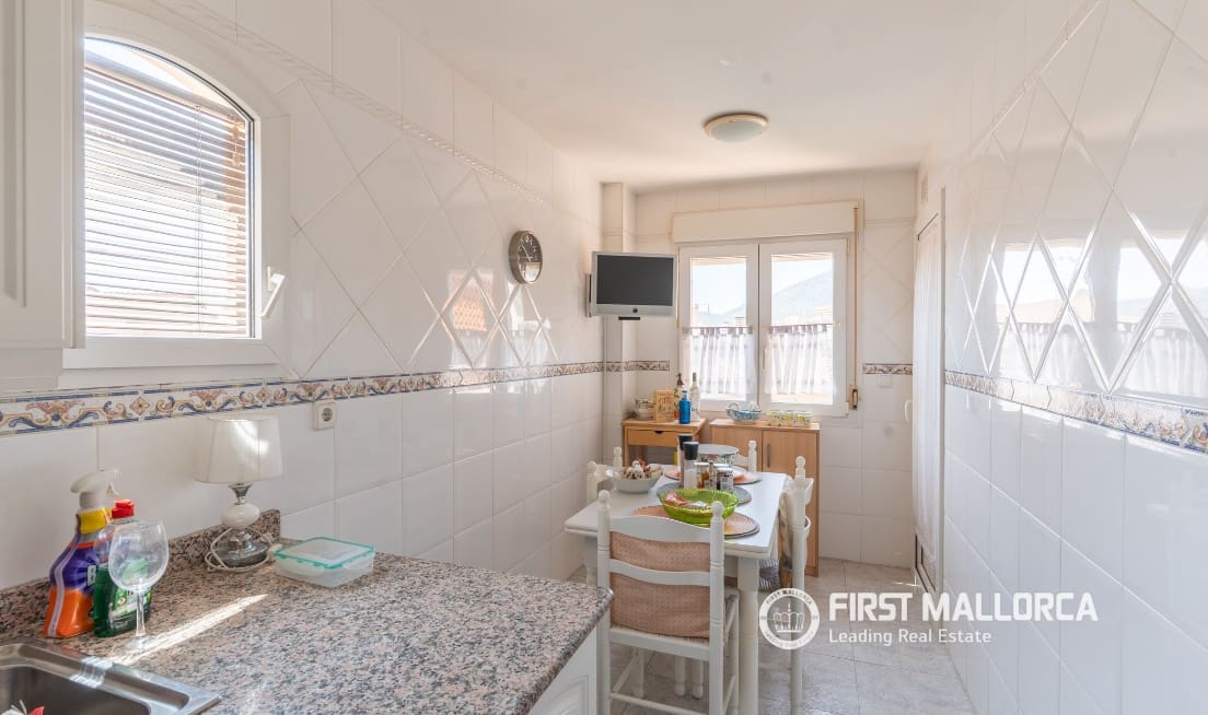 3 bedroom Penthouse for sale in Son Caliu with garage - € 699,000 (Ref: 9833063)