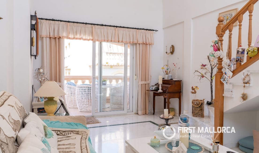 3 bedroom Penthouse for sale in Son Caliu with garage - € 699,000 (Ref: 9833063)