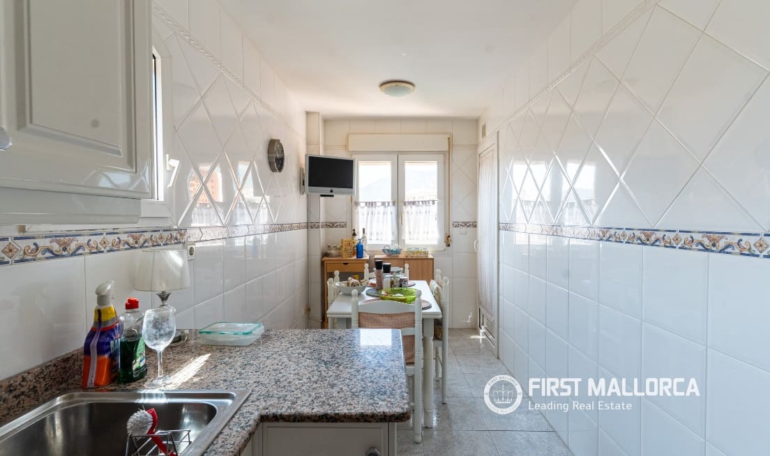3 bedroom Penthouse for sale in Son Caliu with garage - € 699,000 (Ref: 9833063)