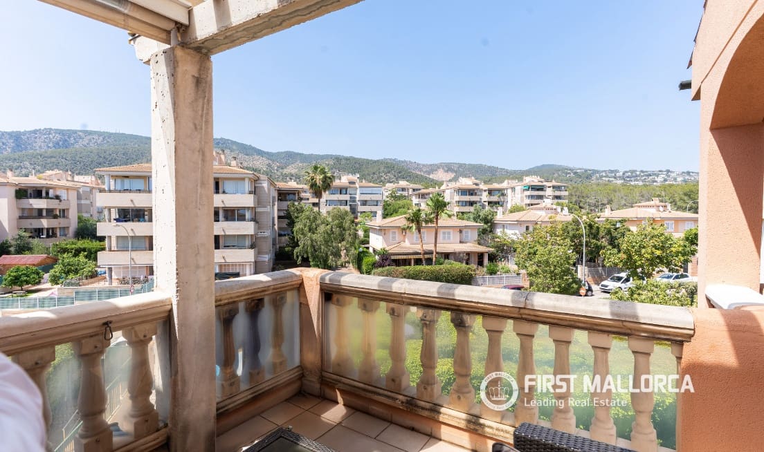 3 bedroom Penthouse for sale in Son Caliu with garage - € 699,000 (Ref: 9833063)