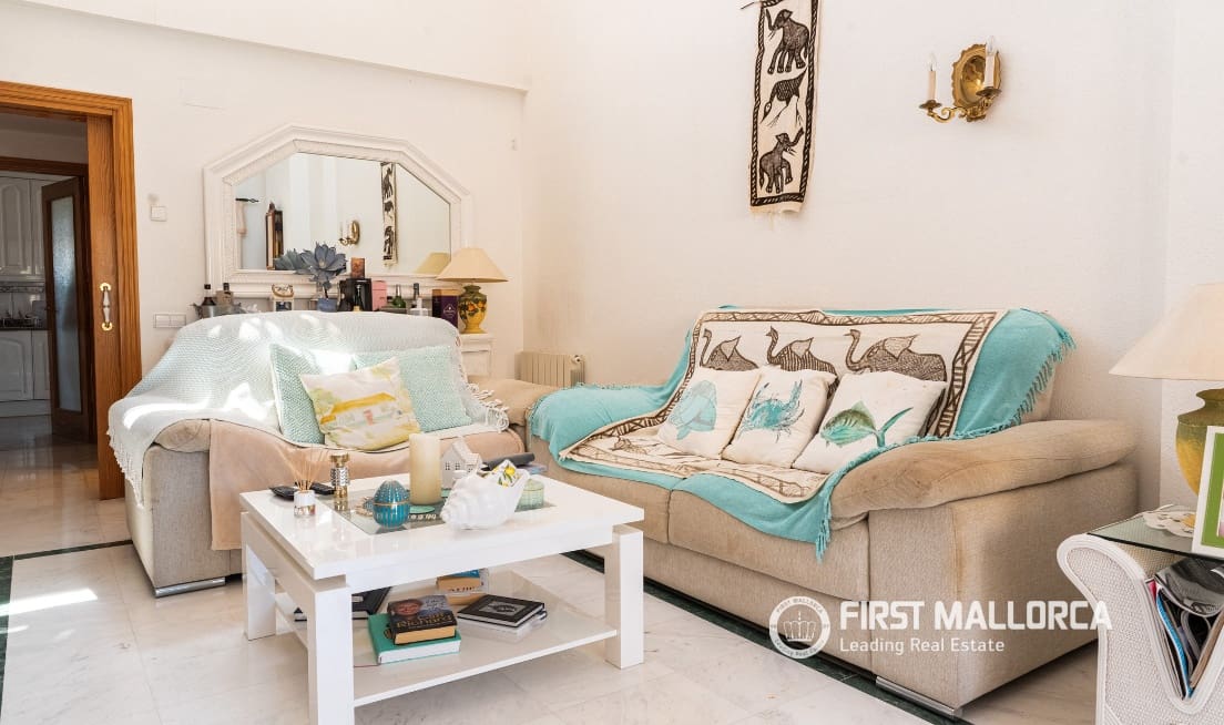 3 bedroom Penthouse for sale in Son Caliu with garage - € 699,000 (Ref: 9833063)