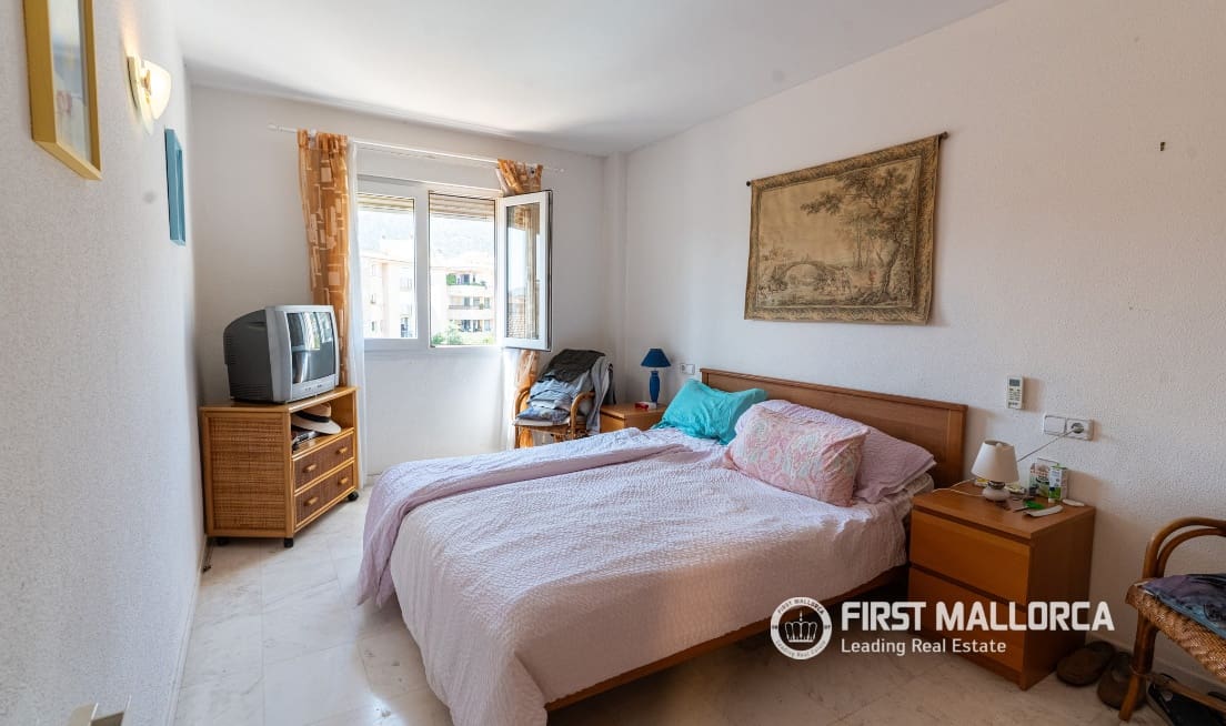 3 bedroom Penthouse for sale in Son Caliu with garage - € 699,000 (Ref: 9833063)