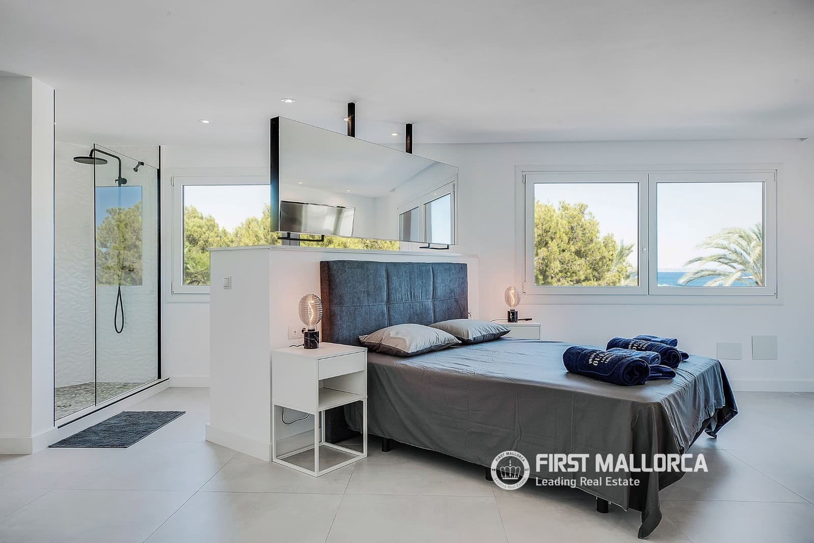 2 bedroom Apartment for sale in Magalluf with garage - € 1,550,000 (Ref: 9833064)