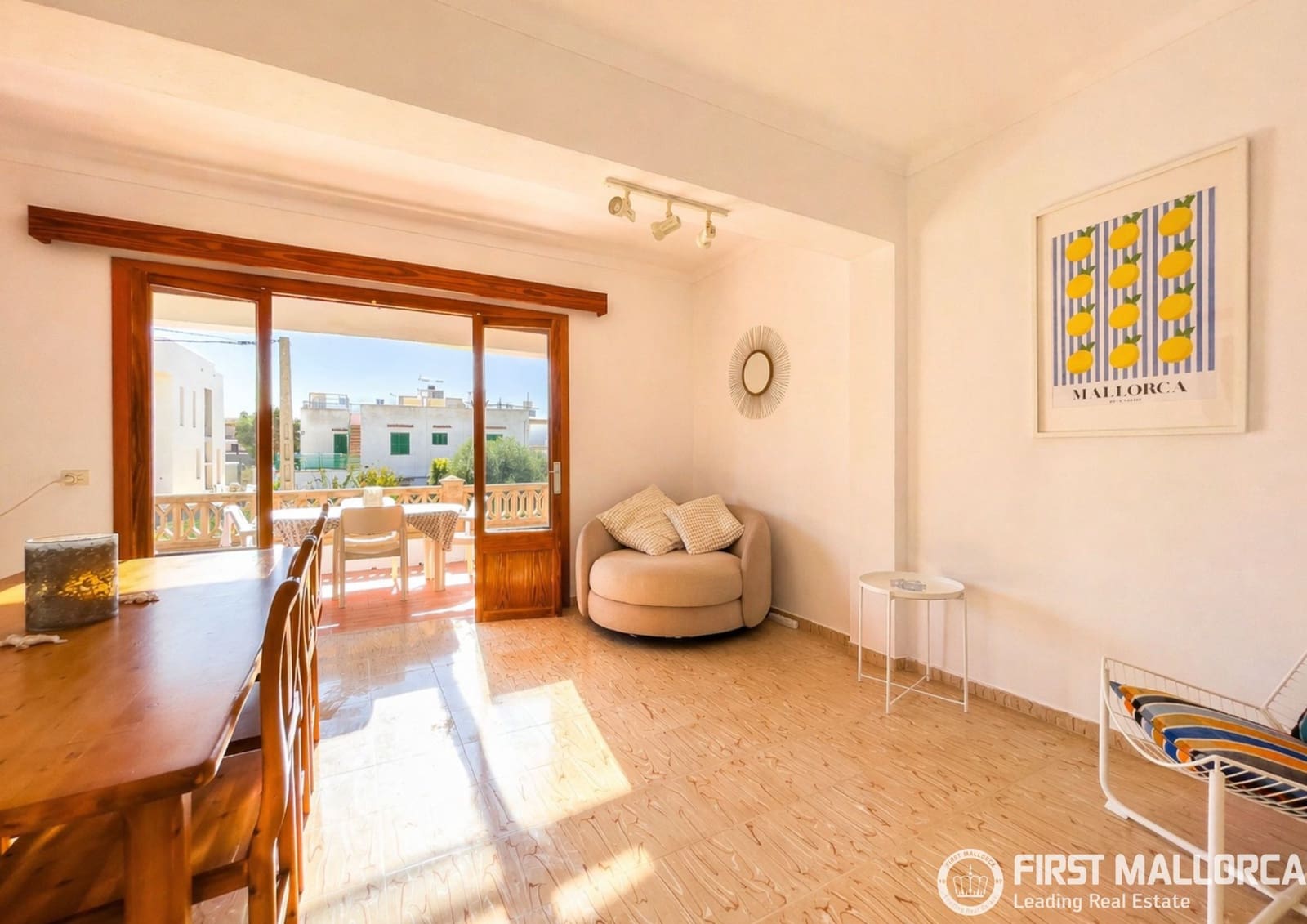 2 bedroom Apartment for rent in Cala Figuera - € 2,000 (Ref: 9834794)
