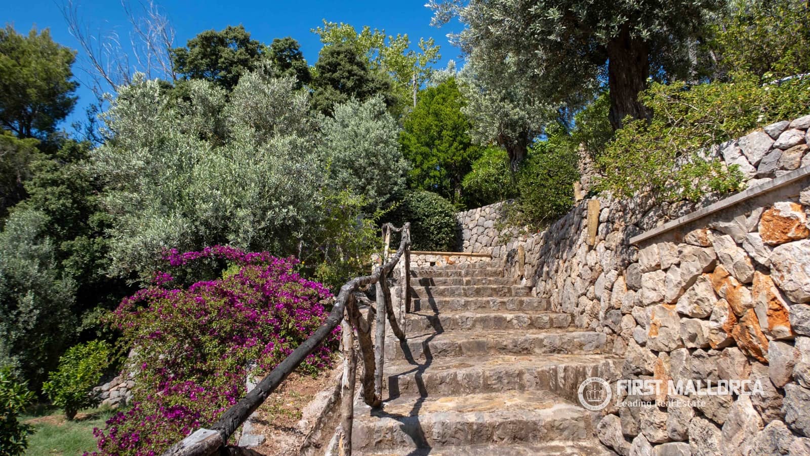 3 bedroom Finca/Country House for sale in Fornalutx with pool garage - € 2,600,000 (Ref: 9834795)