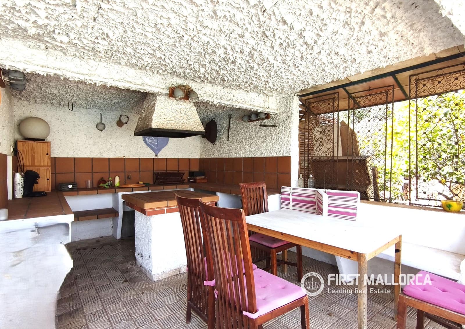 3 bedroom Finca/Country House for sale in Llucmajor with pool garage - € 625,000 (Ref: 9834796)
