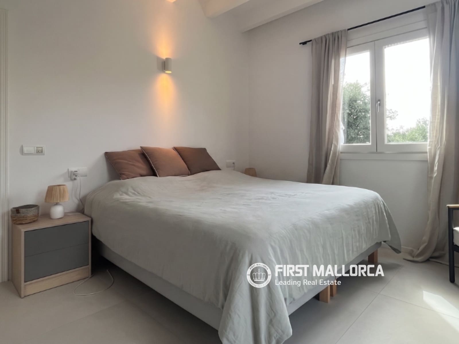 5 bedroom Villa for rent in Son Servera with pool garage - € 4,000 (Ref: 9834797)