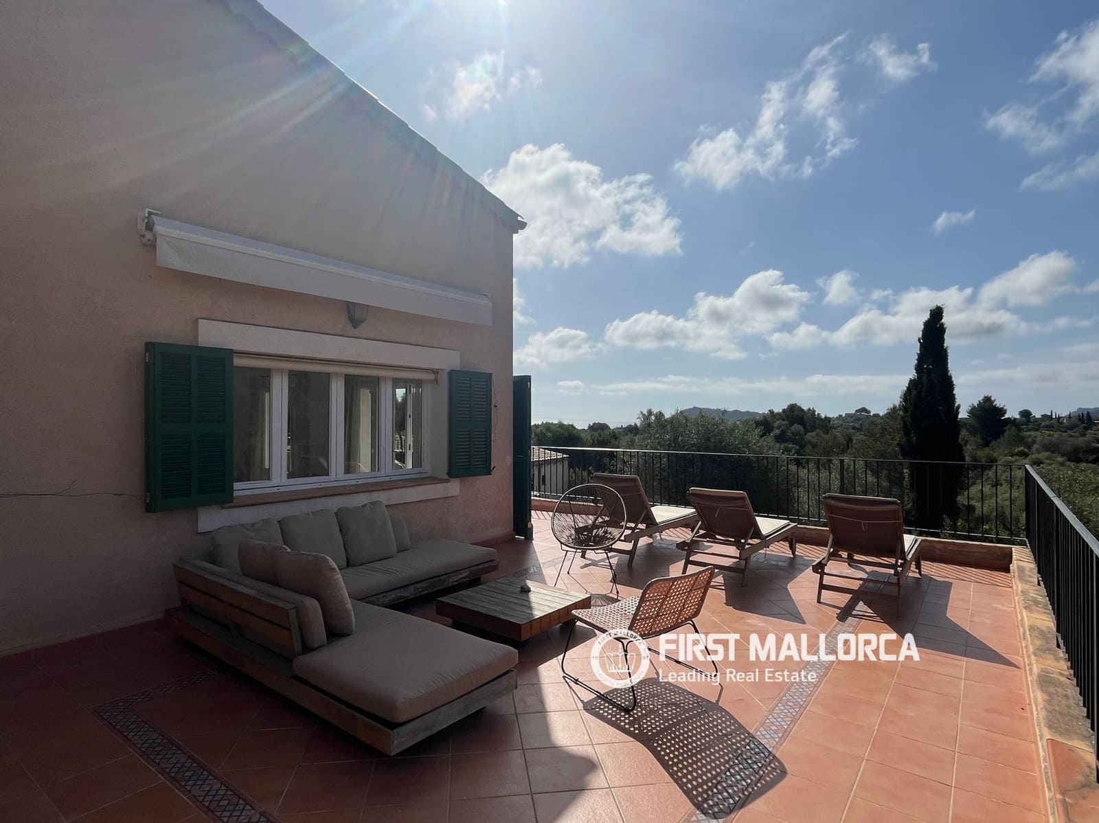 5 bedroom Villa for rent in Son Servera with pool garage - € 4,000 (Ref: 9834797)