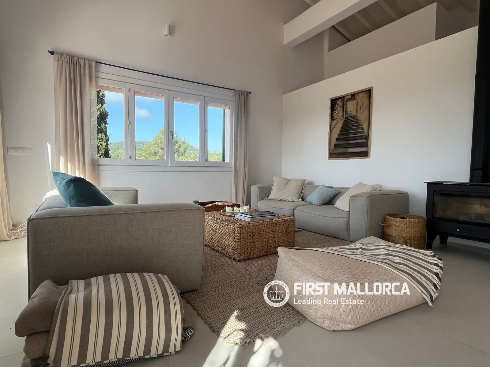 5 bedroom Villa for rent in Son Servera with pool garage - € 4,000 (Ref: 9834797)