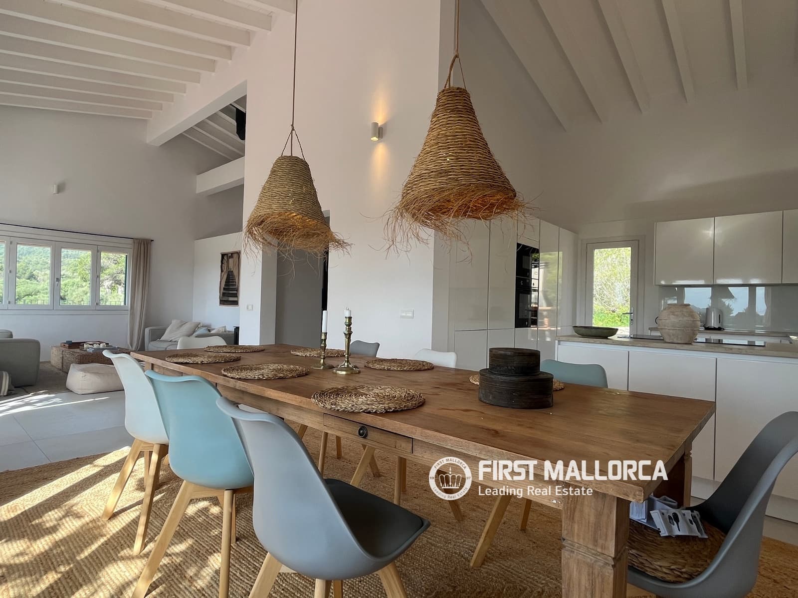 5 bedroom Villa for rent in Son Servera with pool garage - € 4,000 (Ref: 9834797)