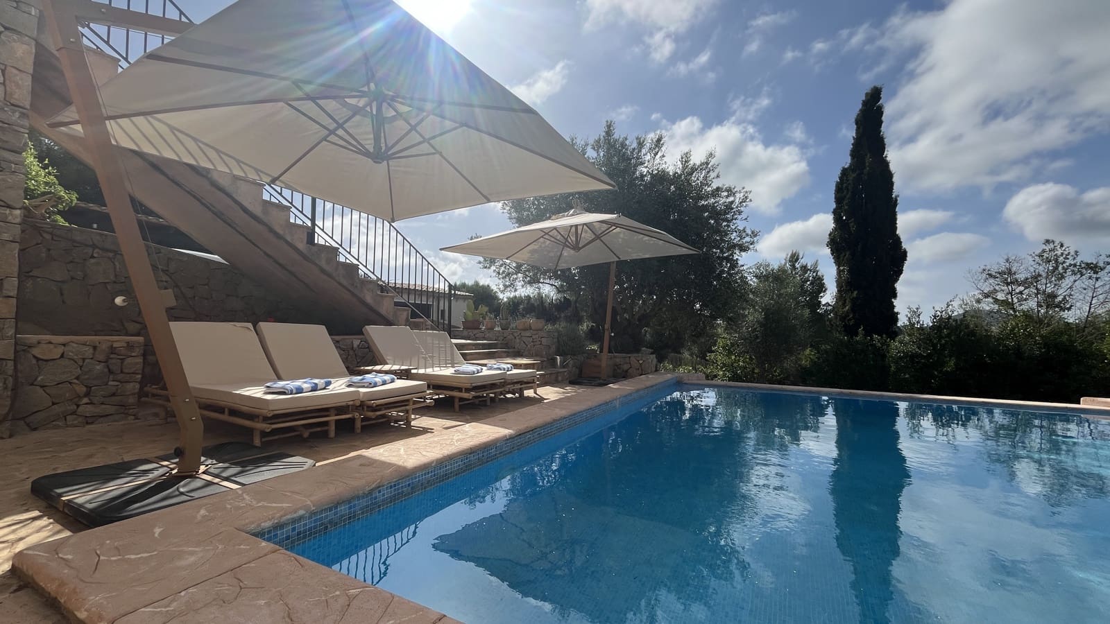 5 bedroom Villa for rent in Son Servera with pool garage - € 4,000 (Ref: 9834797)