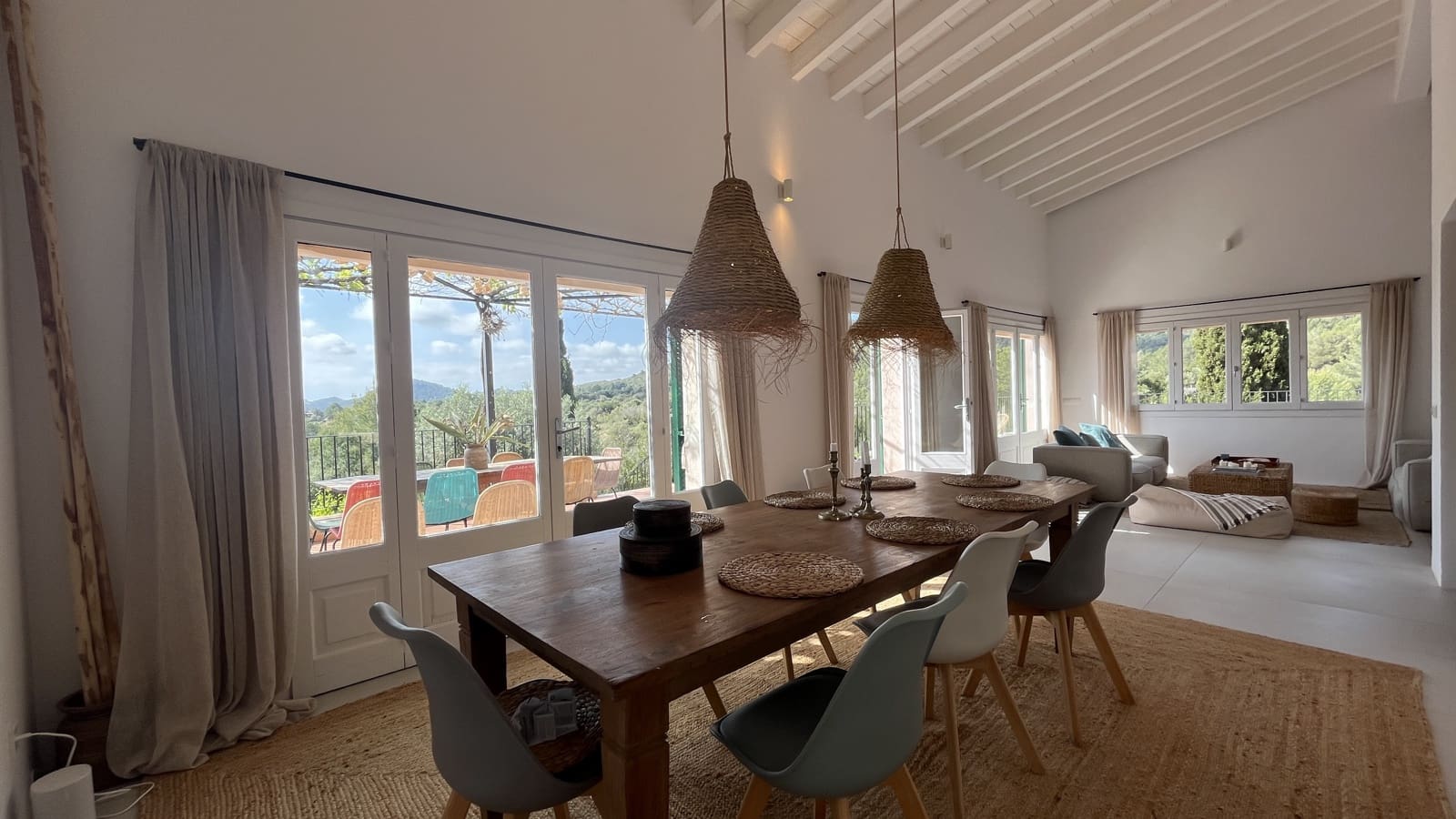 5 bedroom Villa for rent in Son Servera with pool garage - € 4,000 (Ref: 9834797)