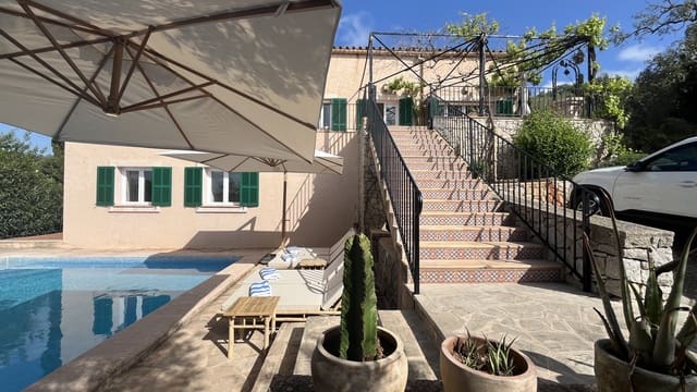 5 quarto Moradia para arrendar em Son Servera com piscina garagem - 4 000 € (Ref: 9834797)