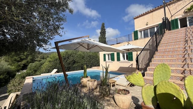 5 quarto Moradia para arrendar em Son Servera com piscina garagem - 4 000 € (Ref: 9834797)