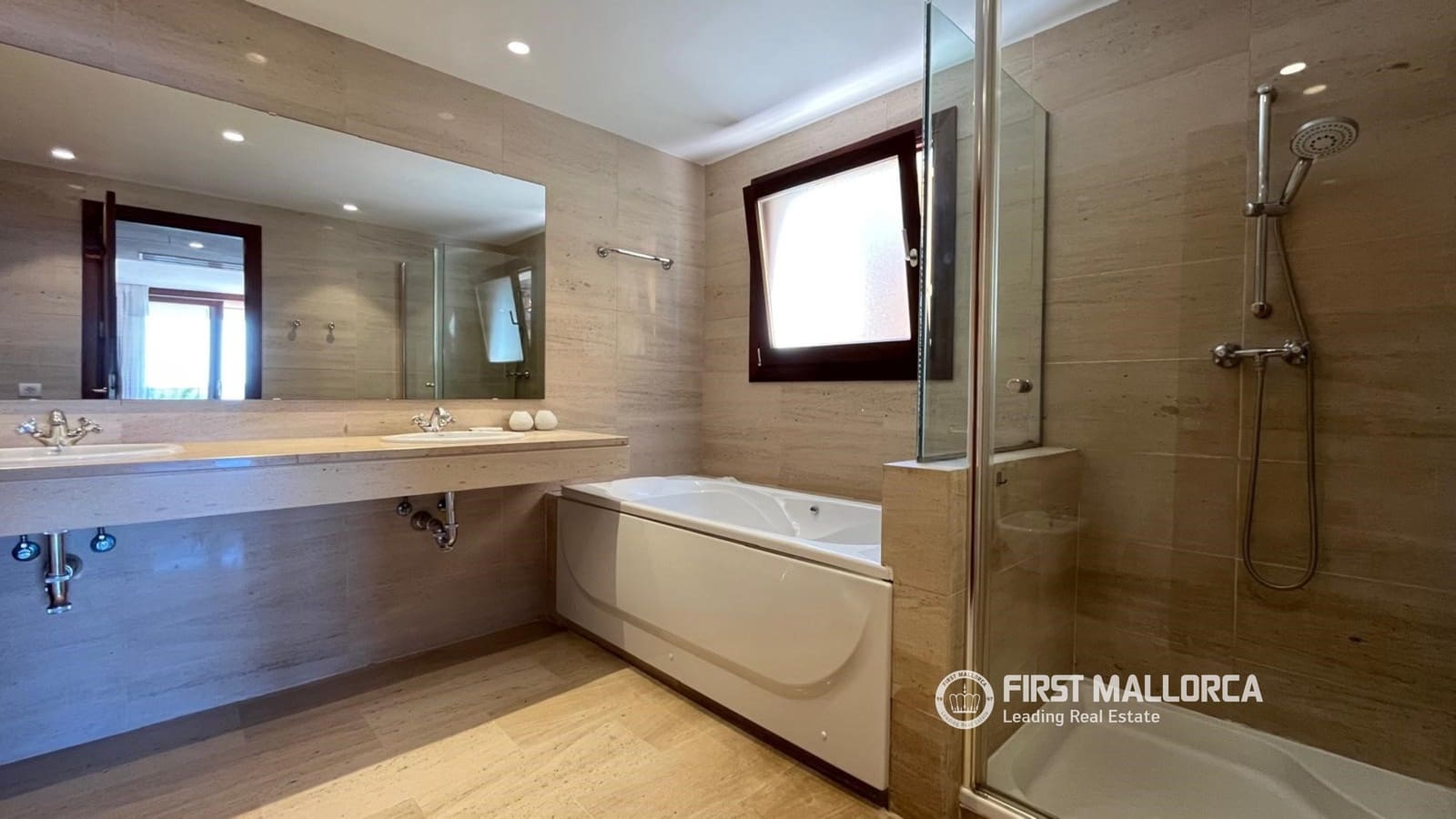 2 bedroom Apartment for rent in Sol de Mallorca with pool garage - € 3,800 (Ref: 9838623)
