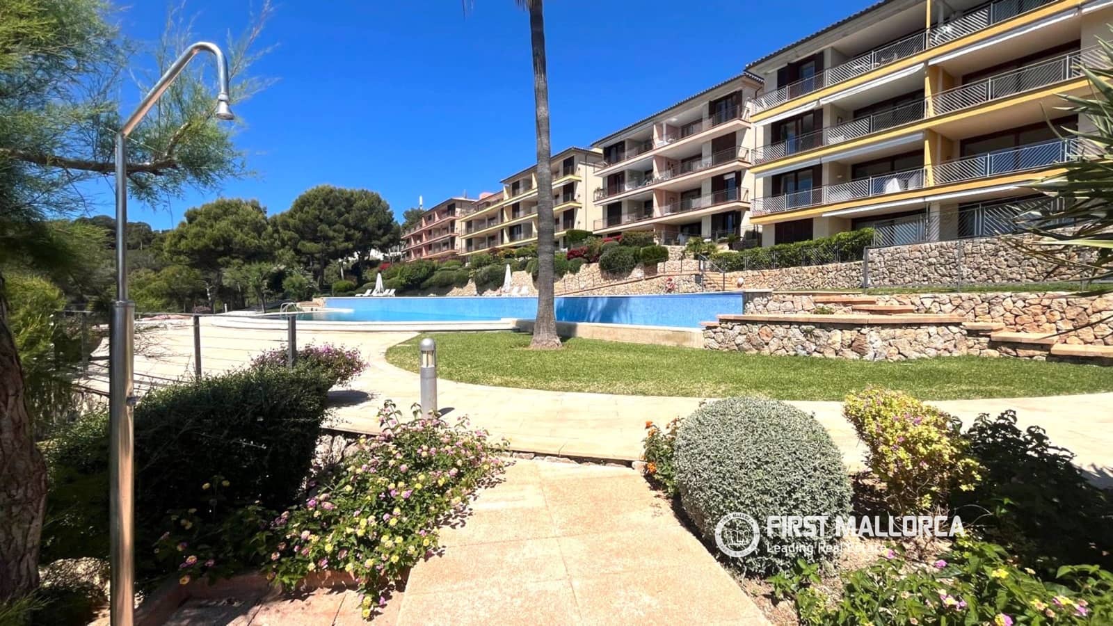 2 bedroom Apartment for rent in Sol de Mallorca with pool garage - € 3,800 (Ref: 9838623)