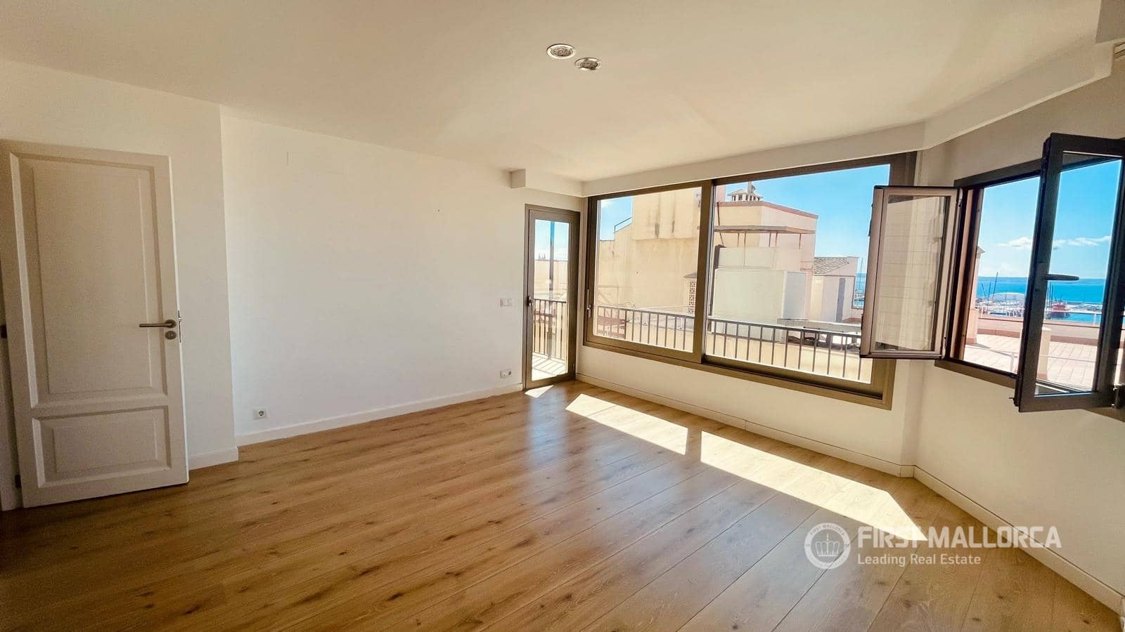 4 sovrum Lägenhet till salu i Palma de Mallorca med garage - 1 495 000 € (Ref: 9838625)