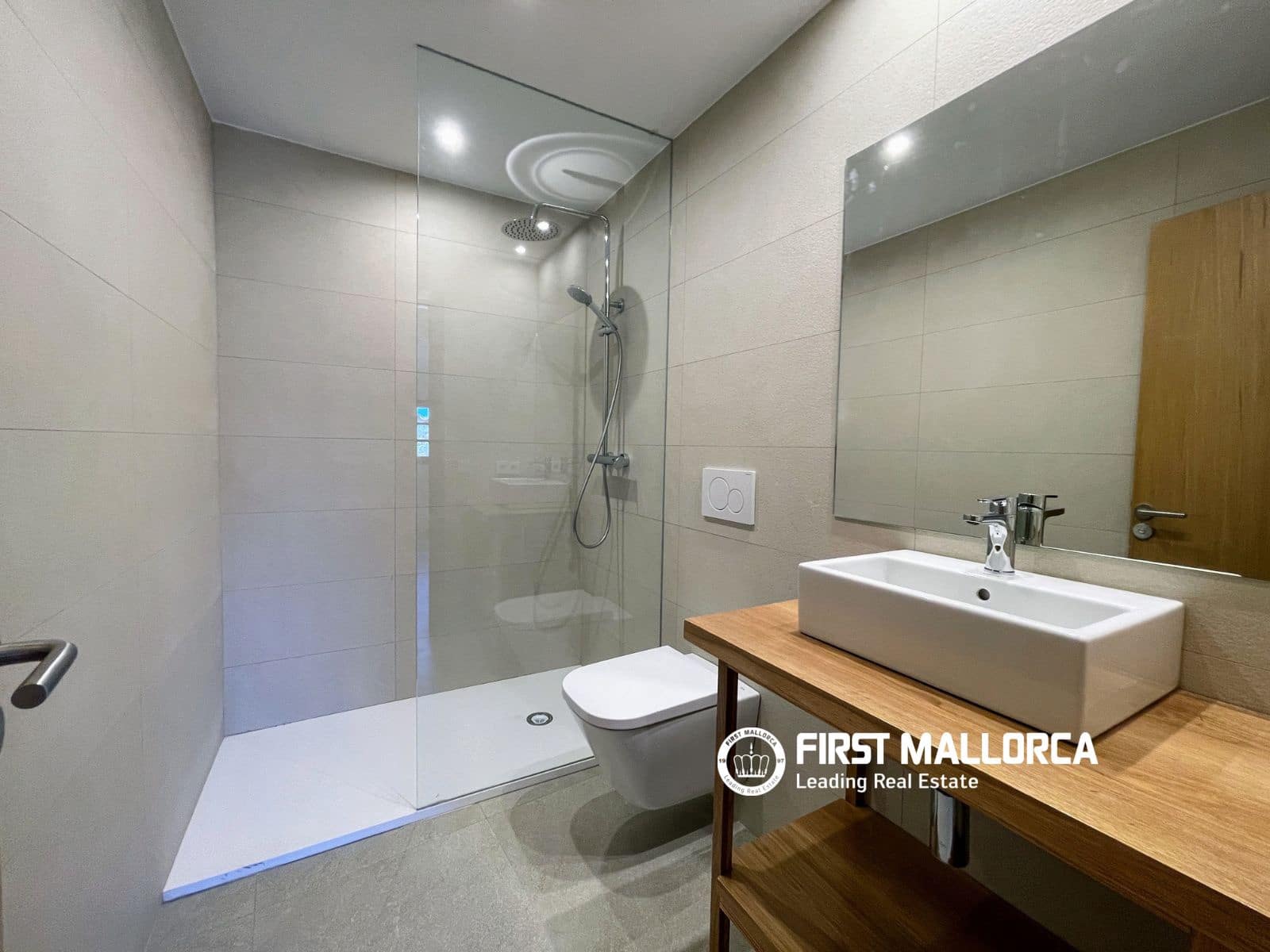 3 bedroom Villa for rent in Sineu with pool - € 2,400 (Ref: 9838627)