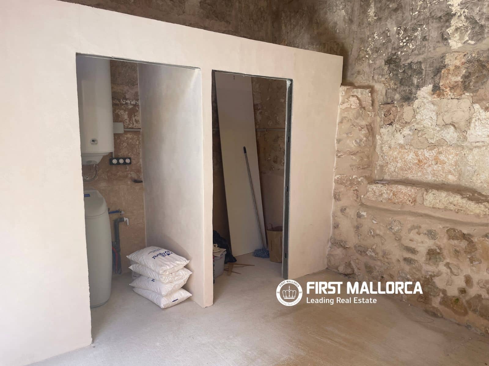 3 bedroom Villa for rent in Sineu with pool - € 2,400 (Ref: 9838627)