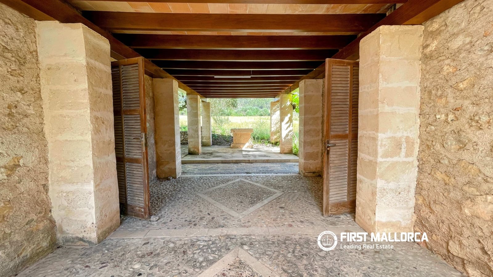 4 quarto Quinta/Casa Rural para arrendar em Sineu com piscina garagem - 2 300 € (Ref: 9841915)