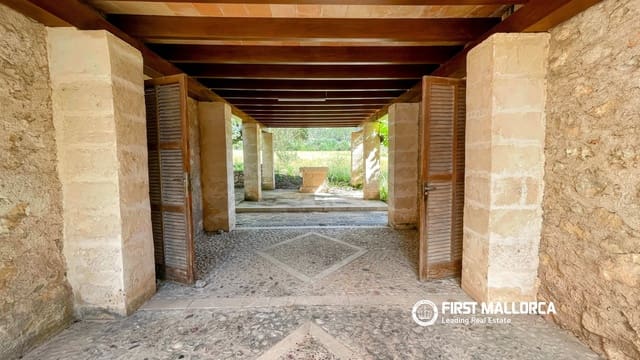 4 soverom Finca/Herregård til leie i Sineu med svømmebasseng garasje - € 2 300 (Ref: 9841915)