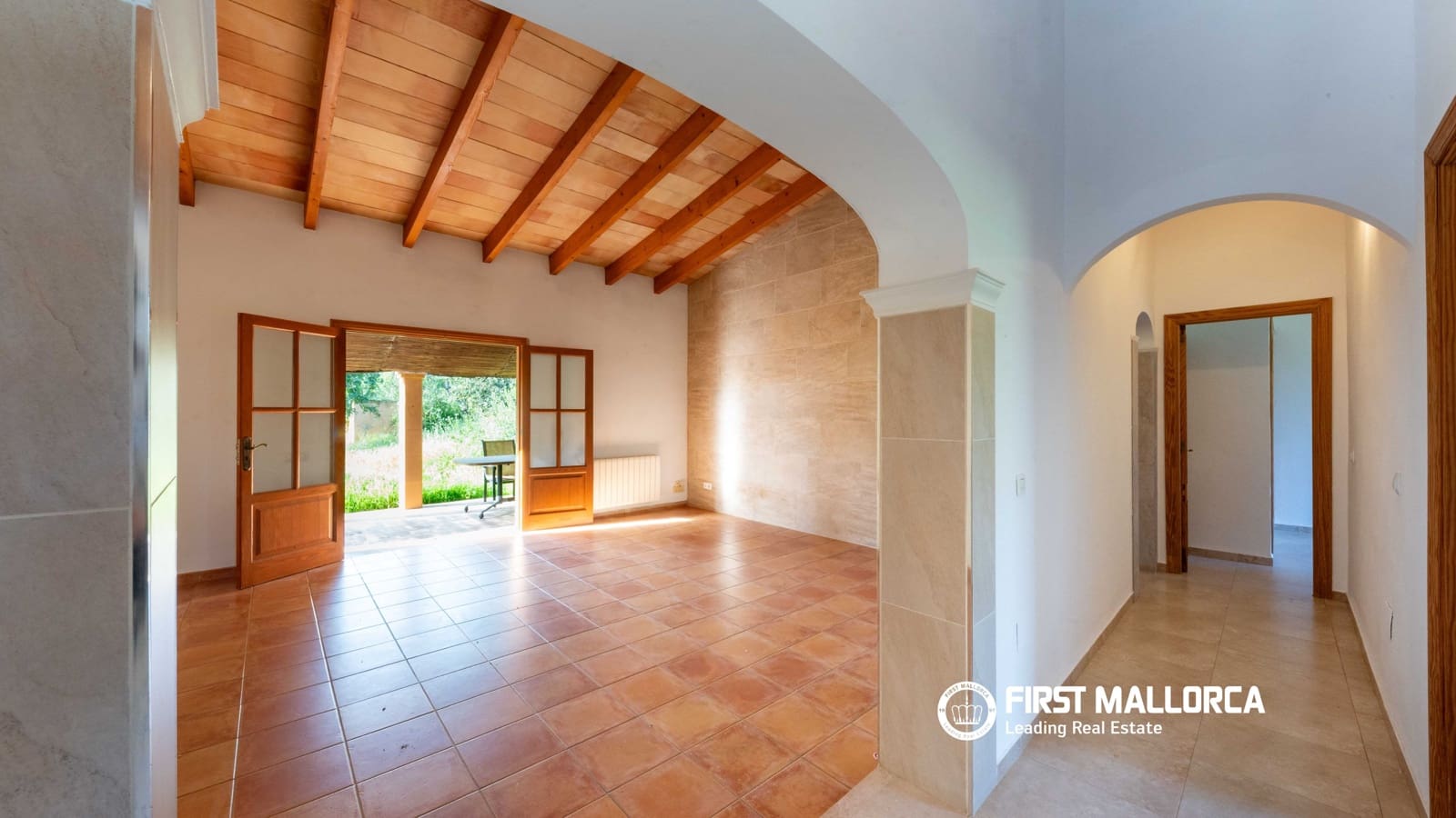 3 bedroom Finca/Country House for sale in Santa Maria del Cami with garage - € 1,950,000 (Ref: 9841918)