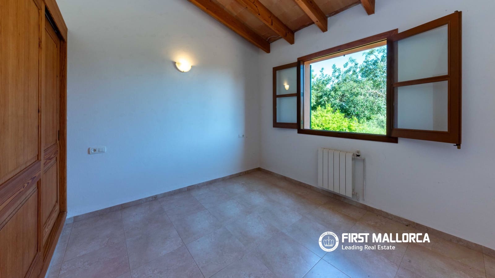 3 bedroom Finca/Country House for sale in Santa Maria del Cami with garage - € 1,950,000 (Ref: 9841918)