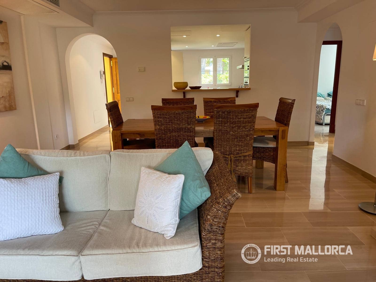 2 bedroom Apartment for sale in Bendinat with pool garage - € 925,000 (Ref: 9844609)