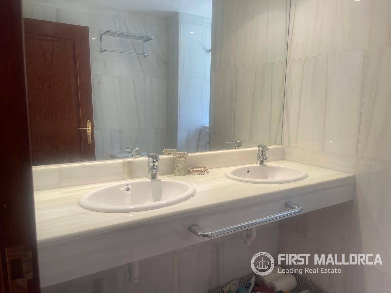 2 bedroom Apartment for sale in Bendinat with pool garage - € 925,000 (Ref: 9844609)
