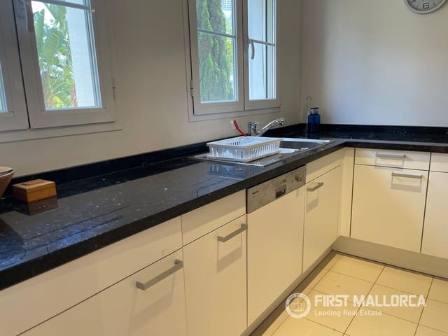 2 bedroom Apartment for sale in Bendinat, Calvià with pool garage - € 925,000 (Ref: 9844609)