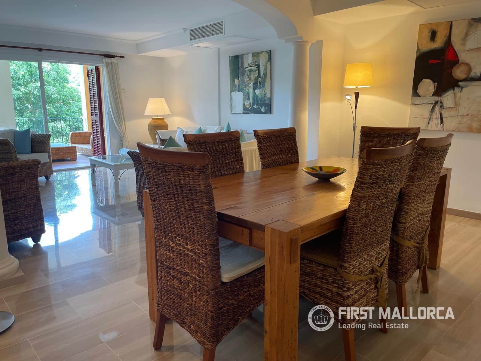 2 bedroom Apartment for sale in Bendinat with pool garage - € 925,000 (Ref: 9844609)