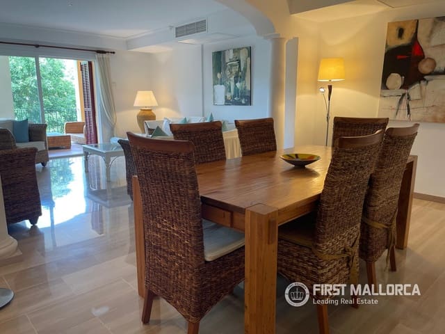 2 bedroom Apartment for sale in Bendinat, Calvià with pool garage - € 925,000 (Ref: 9844609)