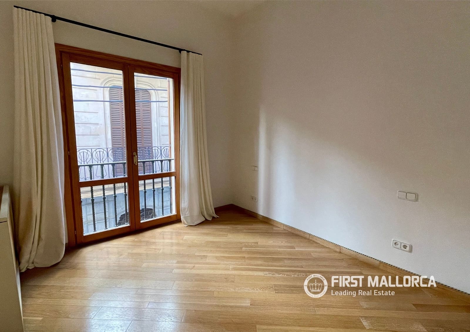 4 bedroom Apartment for sale in Palma de Mallorca with garage - € 2,000,000 (Ref: 9848277)