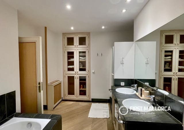 4 sypialnia Apartament na sprzedaż w La Llotja - Born, Palma de Mallorca z garażem - 1 800 000 € (Ref: 9848277)