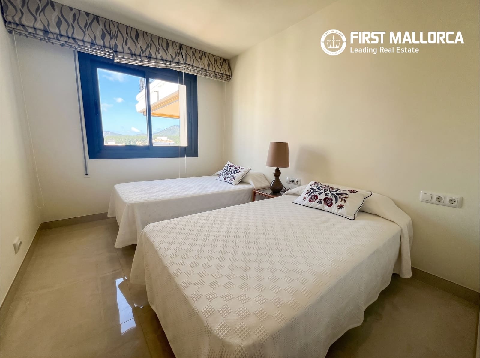 4 bedroom Apartment for rent in Puerto Portals with pool garage - € 8,500 (Ref: 9848278)