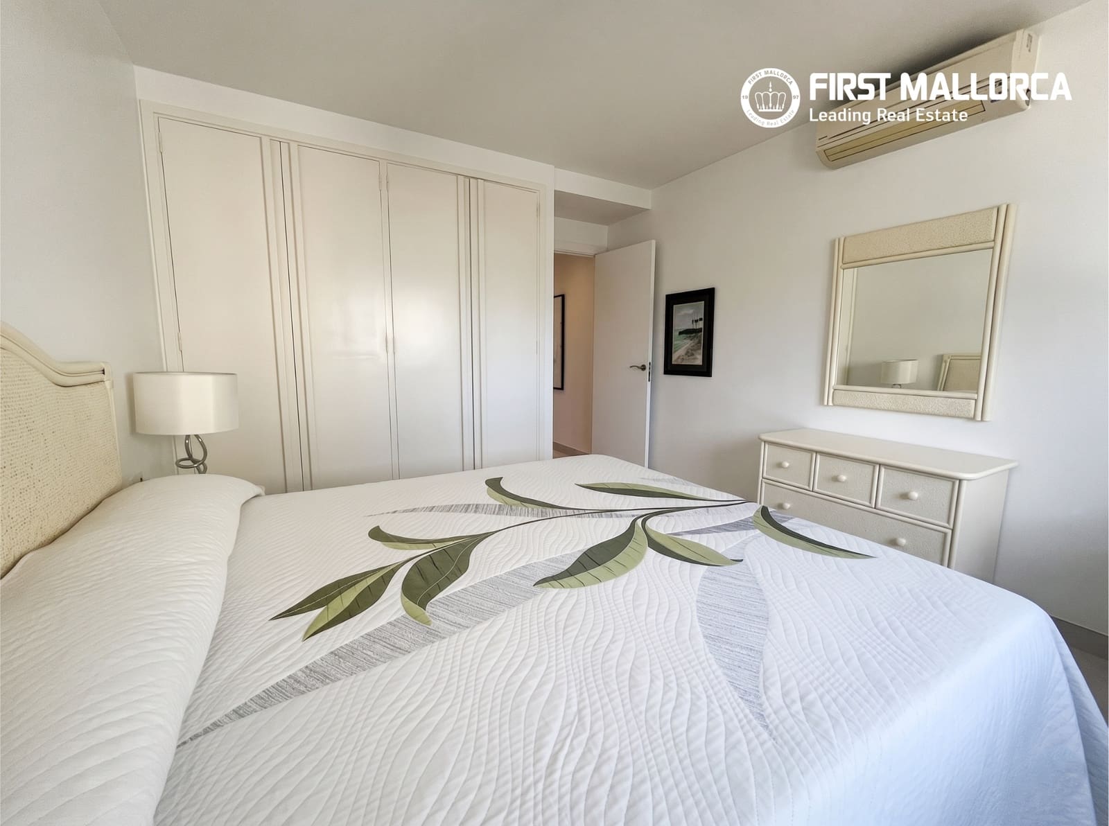 4 bedroom Apartment for rent in Puerto Portals with pool garage - € 8,500 (Ref: 9848278)