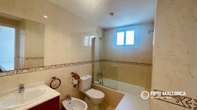 Apartamento de 3 habitaciones en El Terreno, Palma de Mallorca en alquiler con garaje - 2.800 € (Ref: 9848279)