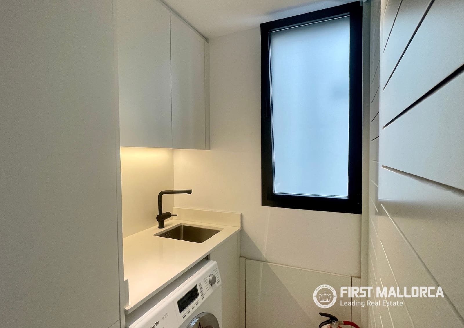 4 soverom Leilighet til leie i Palma de Mallorca med garasje - € 5 000 (Ref: 9872658)