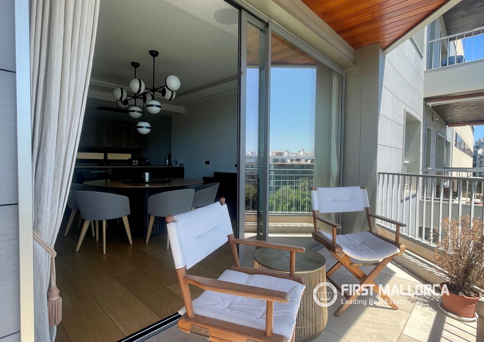 4 soverom Leilighet til leie i Palma de Mallorca med garasje - € 5 000 (Ref: 9872658)