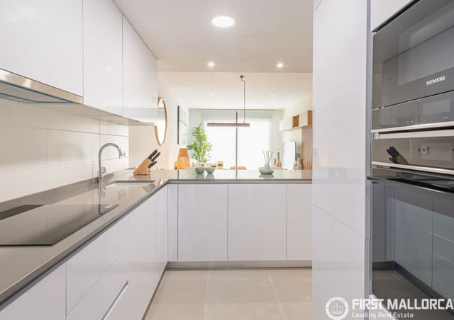 2 sypialnia Apartament na sprzedaż w Cala Ratjada, Capdepera z garażem - 695 000 € (Ref: 9872660)