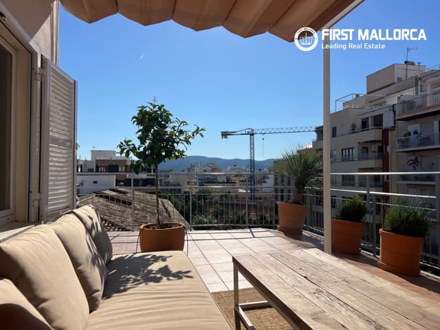 2 soverom Penthouse til leie i Plaça dels Patins, Palma de Mallorca - € 2 000 (Ref: 9872662)