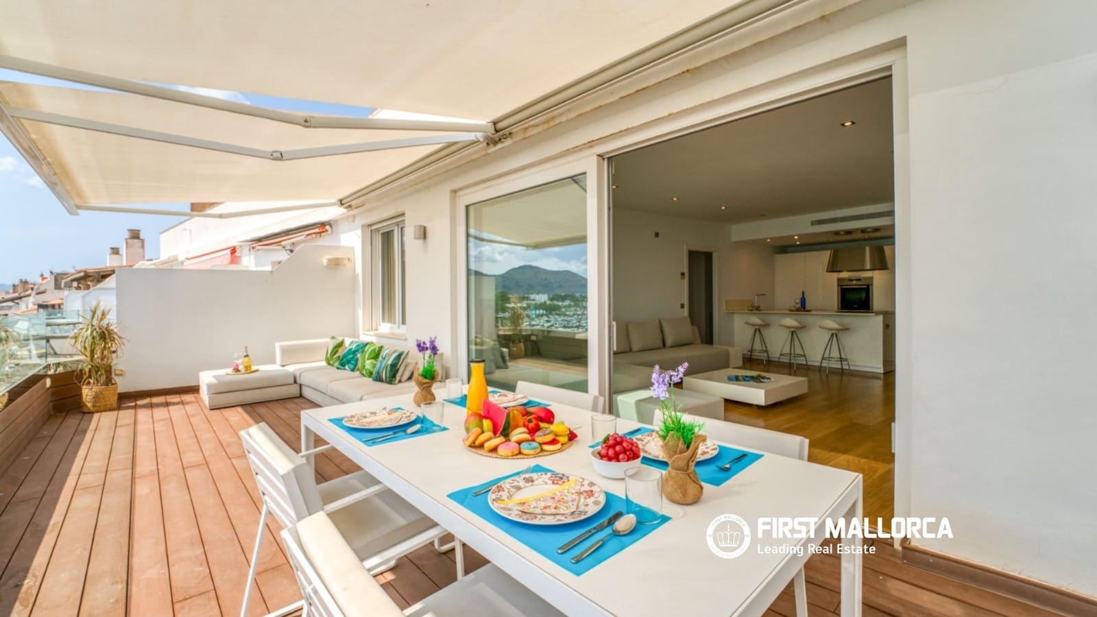 2 bedroom Apartment for rent in Puerto de Alcudia with garage - € 6,000 (Ref: 9872663)