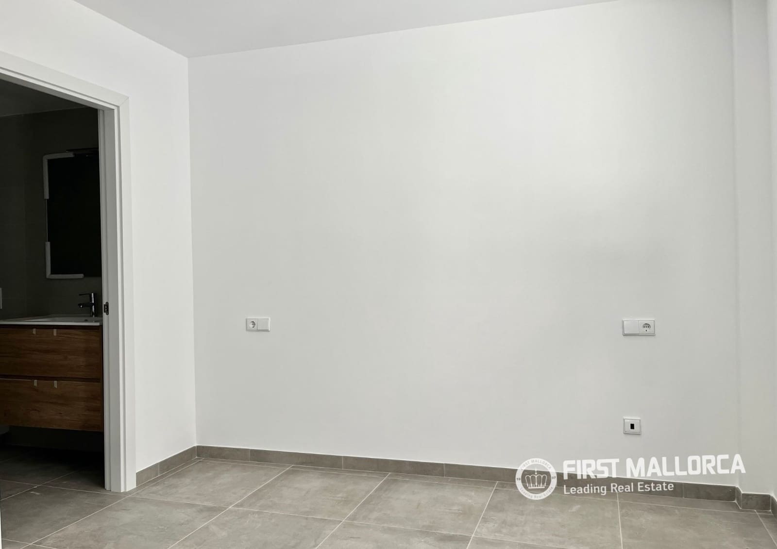 2 soverom Leilighet til leie i Palma de Mallorca - € 2 000 (Ref: 9872665)