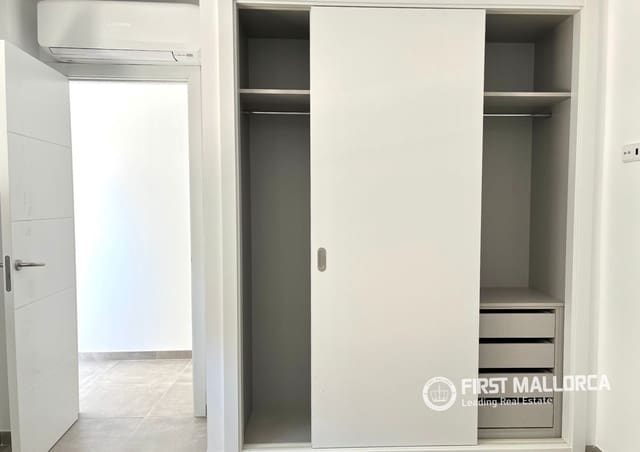 2 soverom Leilighet til leie i Plaça de Toros, Palma de Mallorca - € 2 000 (Ref: 9872665)