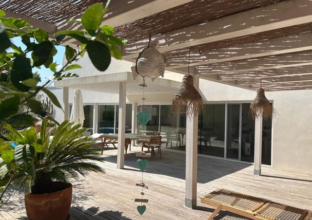 4 sovrum Villa till salu i Cala Pi, Llucmajor med pool garage - 1 280 000 € (Ref: 9872666)