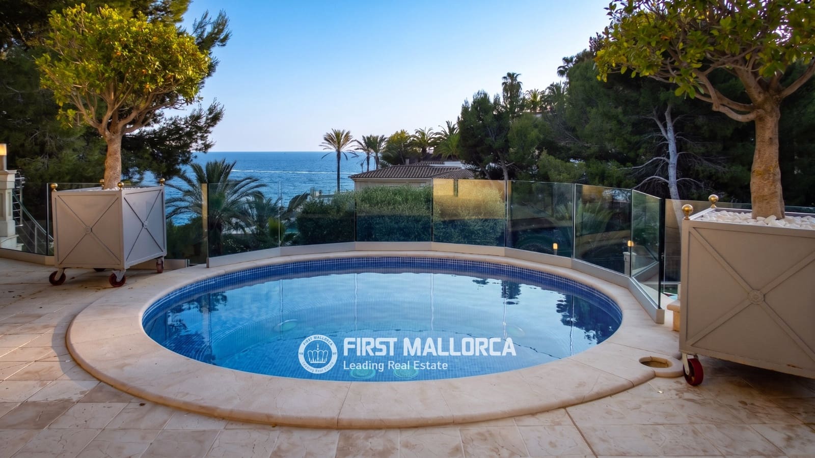 7 soverom Villa til salgs i Costa de la Calma med svømmebasseng garasje - € 6 950 000 (Ref: 9872667)