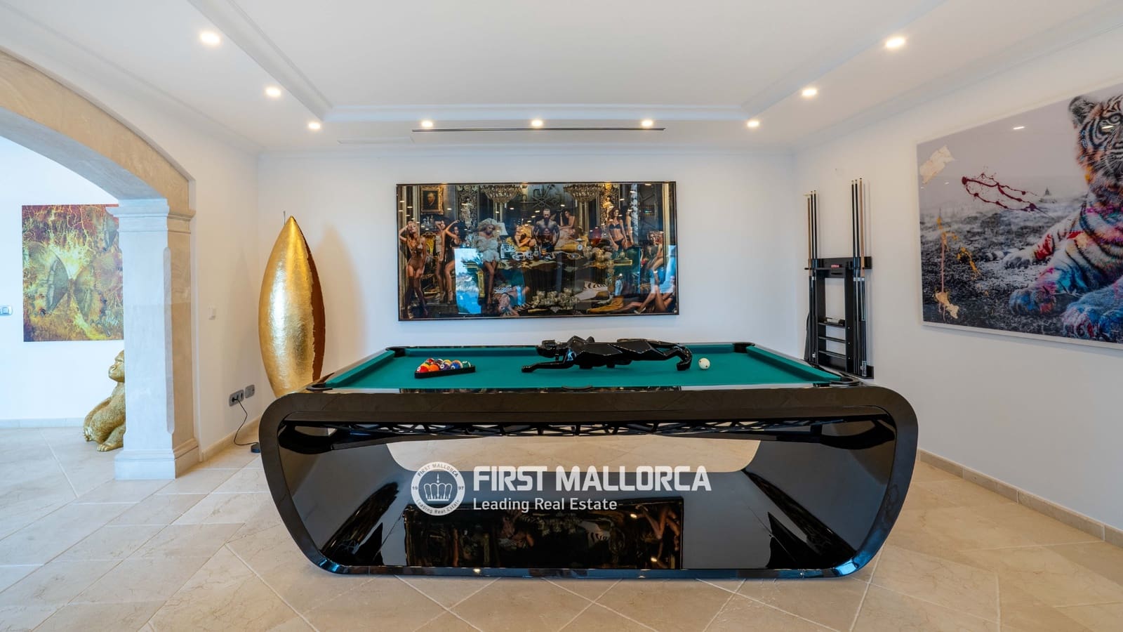 7 soverom Villa til salgs i Costa de la Calma med svømmebasseng garasje - € 6 950 000 (Ref: 9872667)