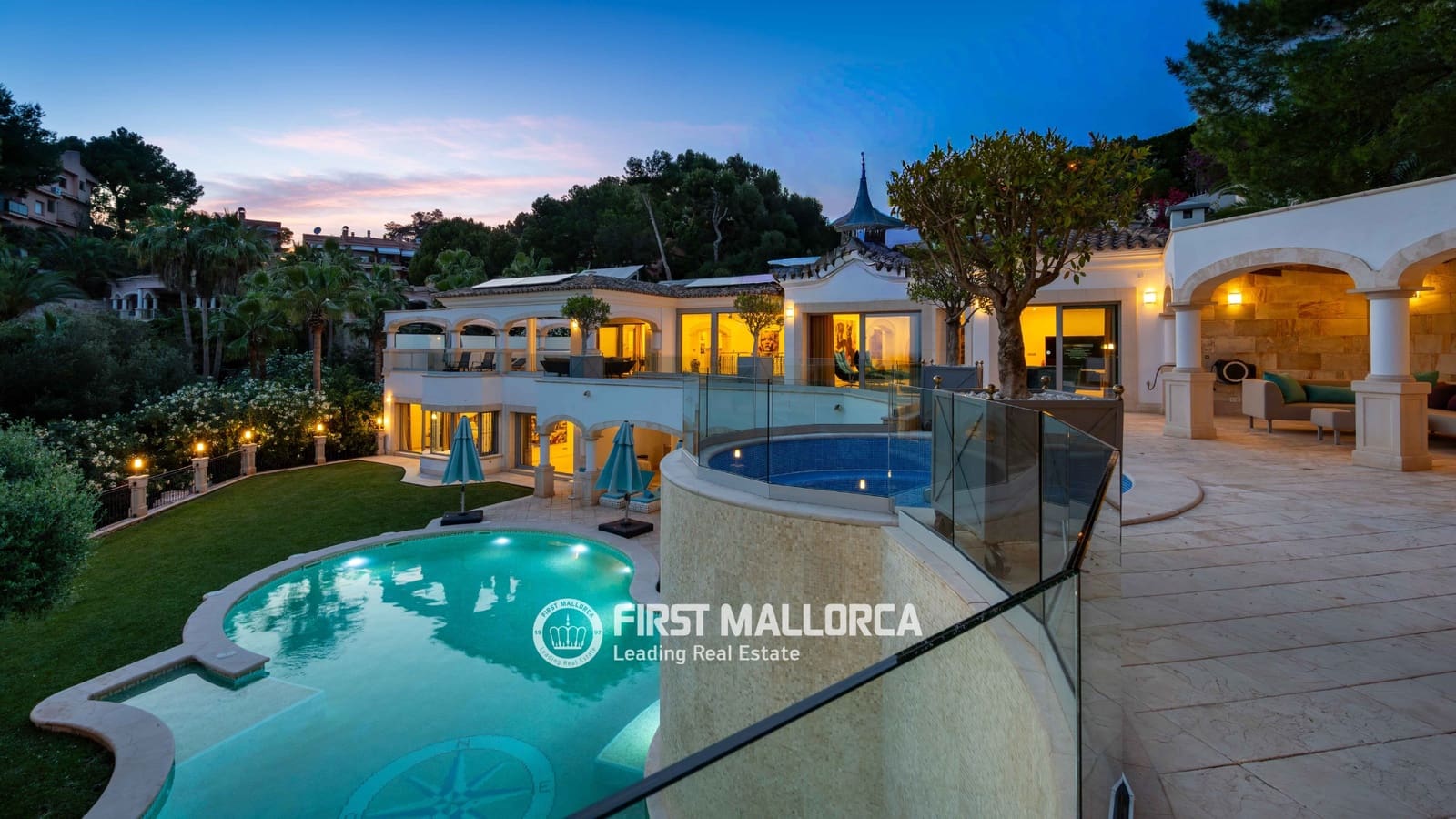 7 soverom Villa til salgs i Costa de la Calma med svømmebasseng garasje - € 6 950 000 (Ref: 9872667)